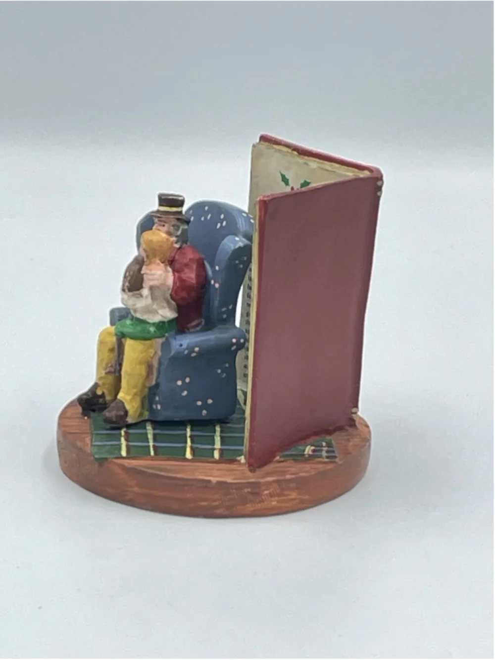 Russ Berrie A Christmas Carol Figurine 13980 Scrooge Diorama Tiny Tim The End - Picture 4 of 11